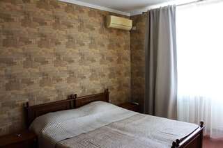 Гостиница Guest House Sarissa Адлер Двухместный номер с 1 кроватью или 2 отдельными кроватями и собственной ванной комнатой-10